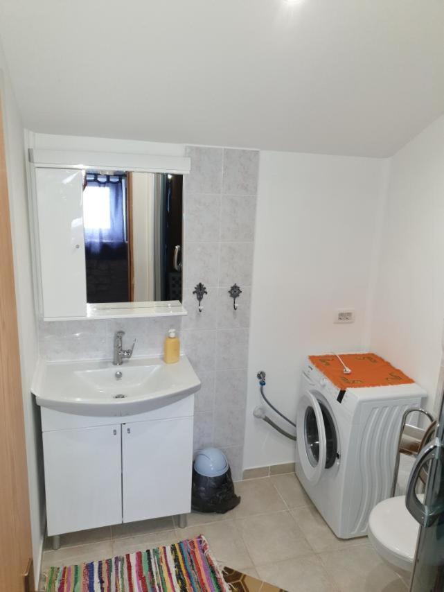 Apartamento Penthouse Prvić Luka Exterior foto