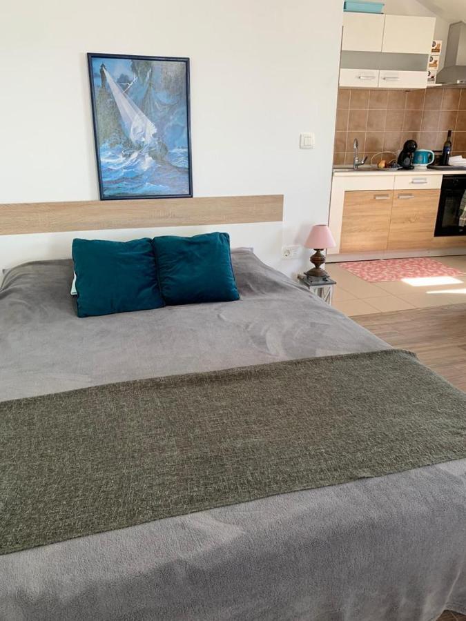 Apartamento Penthouse Prvić Luka Exterior foto
